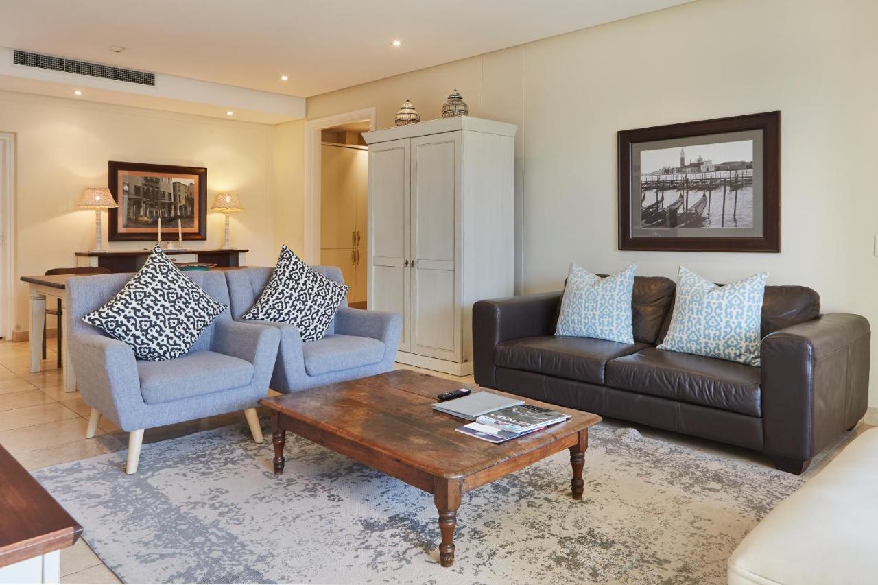 Spacious Waterfront Fast Wifi Cape Town